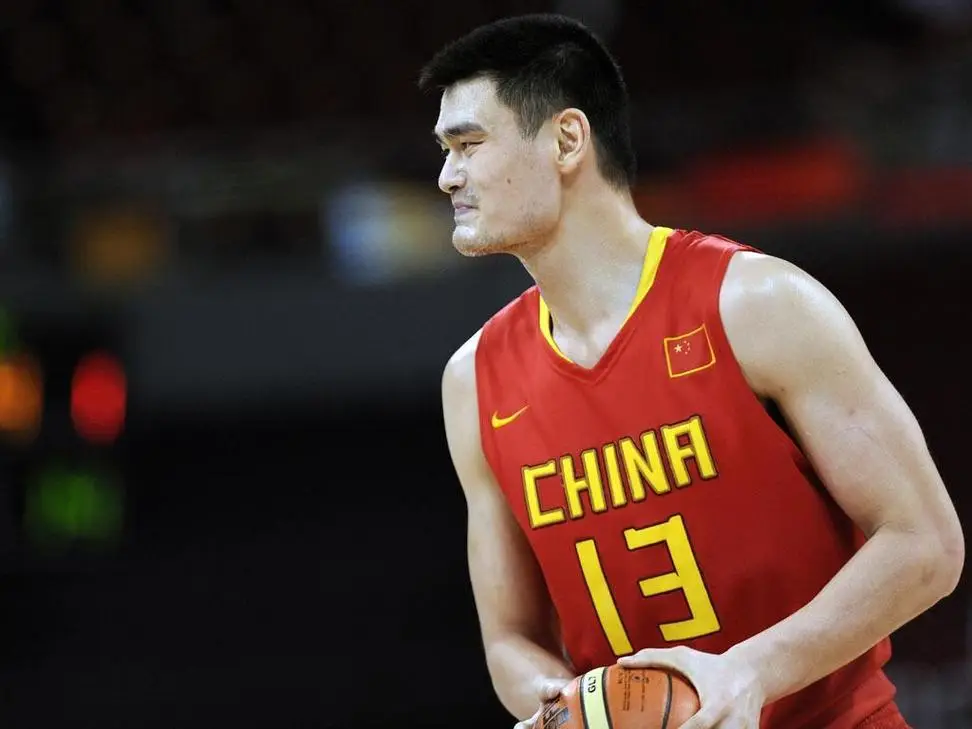 姚明是哪个大学的_姚明nba年薪多少_nba2k11姚明